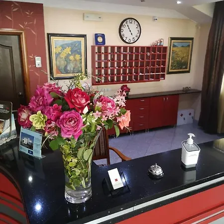 Elegance Отель 3*