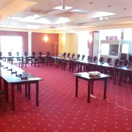 Elegance Hotel