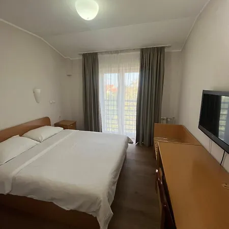 Elegance 3*