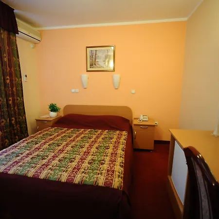 Elegance Белград