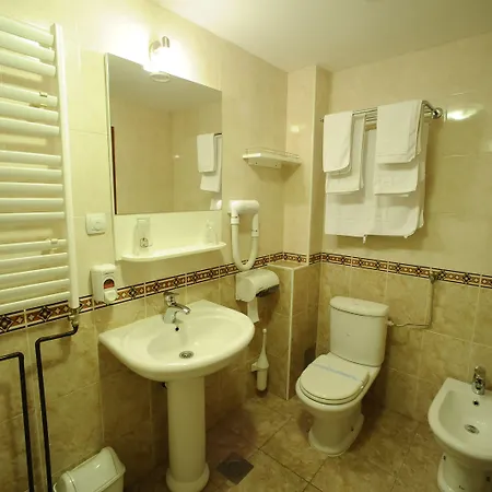 Отель Elegance 3*