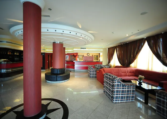 Elegance Hotel 3*